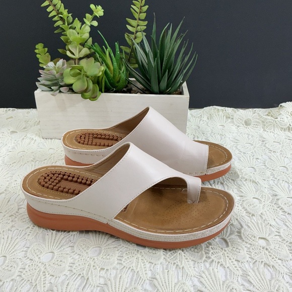 reimferce Shoes - Reimferce orthopedic Stylish Women's Cream and Tan Sandals